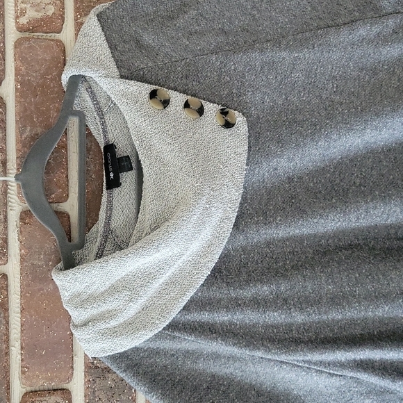 AB Studio Lightweight Pacho Size Small - Picture 3 of 10